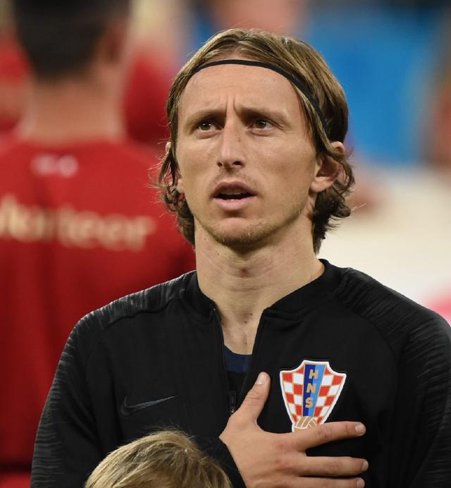 太阳三巨头合砍90分，仍不敌国王