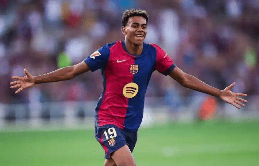 官方：因球场结冰和严重风雪，不莱梅vs霍芬海姆